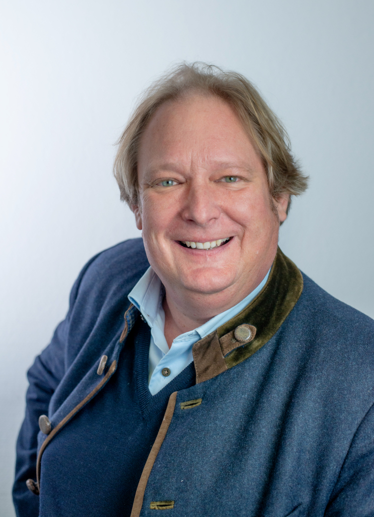 Michael Misslbeck 750x1036